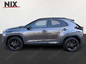 Toyota Yaris Cross Hybrid 1.5 VVT-i Team Deutschland Bild 3