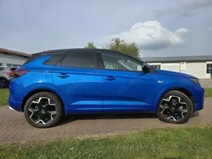Opel Grandland X Grandland PIH 1.6 AT Ultimate+LED+Sitzheiz+Leder Bild 4