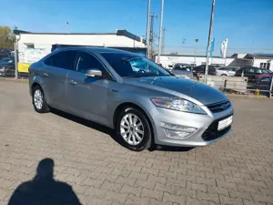 Ford Mondeo 1,6 Titanium GARANTIE KLIMAAUTOMATIK NAVI Bild 3