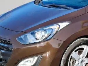 Hyundai i30 YES! SILVER 1.6 GDI KLIMA+PDC+TEMPOMAT Bild 5