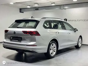 Volkswagen Golf Variant Golf VIII 1.0 eTSI Variant *Life*CarPlay*Navi*LED* Bild 3