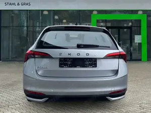 Skoda Scala Essence 1.0 TSI DSG Digitales Cockpit LED Apple Ca Bild 5