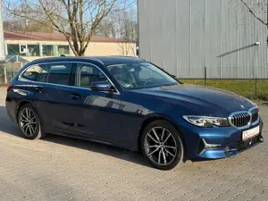BMW 320 d Touring xDrive Panorama* Volleder*LED*