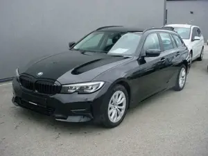 BMW 320 d Touring *DAB*AHK*PDC*