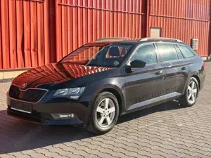 Skoda Superb 2.0Tdi 6Gang 1Hand  EU6
