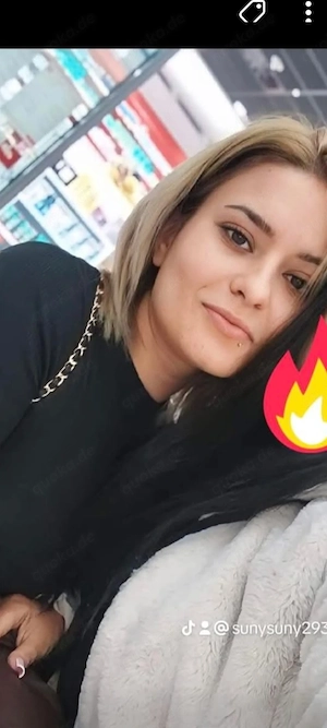 Hallo, ich bin Sunita, 24 Jahre alt, komme aus Rumänien und freue mich darauf, neue Leute kennenzule