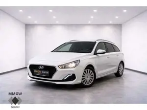 Hyundai i30 cw Trend SHZ/LHZ/Spurhalteass/Fernlichtass/Alarm