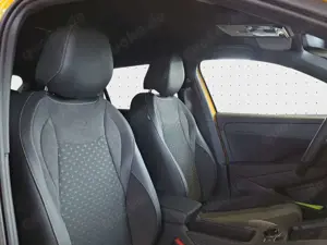 Volkswagen T-Roc R-Line 1.5 eTSI AHK*NAVI*RFK*IQ.LIGHT*5J.G Bild 4