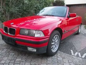 BMW 318 3er Cabrio, E-Verdeck,
