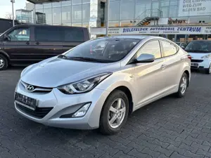 Hyundai ELANTRA Elantra/Klima/ZV/1.Hand/Klimaautomatik