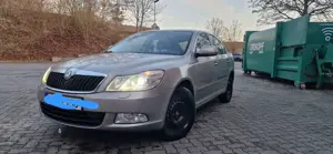 Skoda Octavia 1.8 TSI DSG Elegance Xenon Scheinwefer
