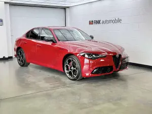 Alfa Romeo Giulia Competizione Q4 Turbo CarPlay Kamera