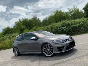 Volkswagen Golf Golf R 4Motion BlueMotion Technology