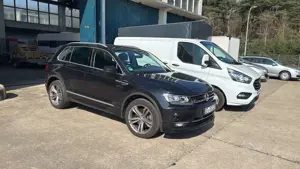 Volkswagen Tiguan Highline BMT/Start-Stopp 4Motion, R-Line Bild 2