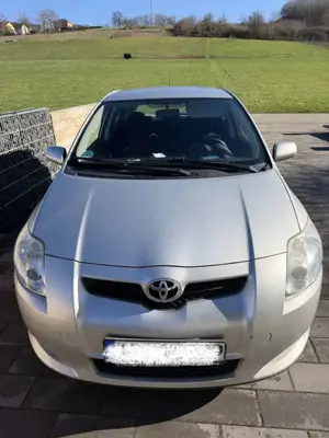 Toyota Auris Luna Bild 2