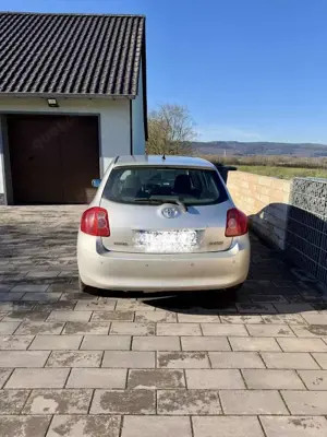 Toyota Auris Luna Bild 3