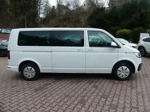 Volkswagen T6 Transporter T6.1 Caravelle 2.0 TDI*Automatik*PDC*ACC*SHZ*USB Bild 4