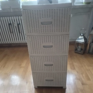 Schubladenschrank mit 4 Schubladen