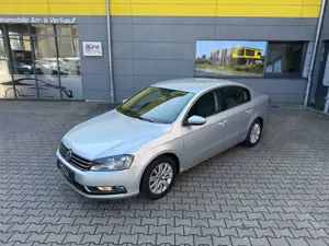 Volkswagen Passat Lim. Comfortline/NAVI/BLUET*/SHZ/TEMPOMAT
