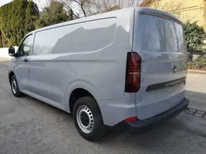 Volkswagen T7 Transporter e-Transporter Kasten BEV 100 kW RWD LR Bild 2