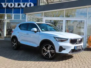 Volvo XC40 Core 2WD