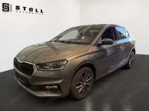 Skoda Fabia 1.0 TSI Drive WinterPlus+AHK+Keyless+++