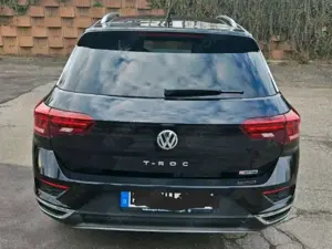 Volkswagen T-Roc T-Roc 2.0 TSI 4Motion DSG Sport-Allrad Bild 2