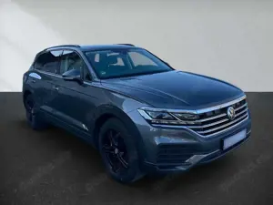 Volkswagen Touareg 3.0 V6 TDI 4Motion DPF Automatik Bild 2