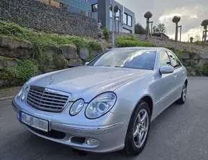 Mercedes-Benz E 240 Avantgarde*TOP*HU2027*VOLLAUSST.*8FACH*