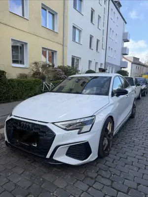 Audi S3 TFSI Limousine quattro S tronic