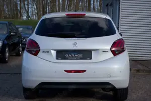 Peugeot 208 Allure/Automatik/Pano Bild 5