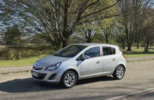 Opel Corsa Automatik wenig km / Sitzheizung / Lenkradheizung