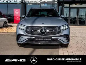 Mercedes-Benz GLC 300 d 4M AMG AHK SHZ KLIMA KEYLESS-GO Bild 2