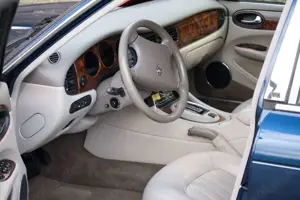 Jaguar XJ Sovereign 3 Jahre Garantie Ausnahmefahrzeug Bild 3