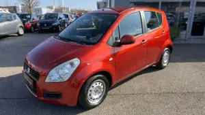 Suzuki Splash Club Klima TÜV Radio 8 fach bereift