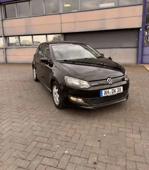 Volkswagen Polo Sedan 1.2 Diesel