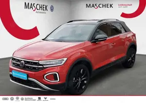 Volkswagen T-Roc Style 1.0 TSI Black Massage Navi Rear View Parkass