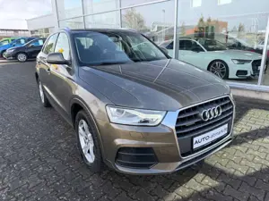 Audi Q3 Sport Quattro 2,0 TDI S-Tronic, AHK, Bi-Xenon