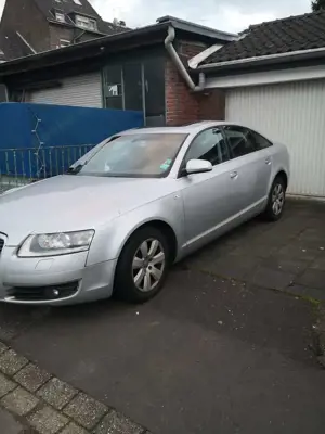 Audi A6 2.4