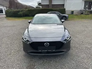 Mazda 3 2.5L e-SKYACTIV G 140ps Takumi