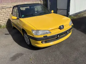Peugeot 306 Cabriolet 1.6 Saint Tropez Bild 2