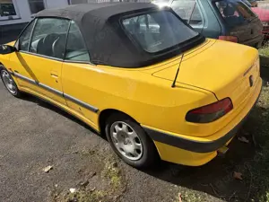 Peugeot 306 Cabriolet 1.6 Saint Tropez Bild 4