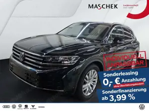 Volkswagen Touareg Elegance 3.0 TDI Luftfwk AHK Navi Sitzh. AHK ACC A