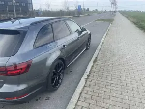 Audi A4 Avant 3,0 TDI quattro Sport tiptronic Bild 2