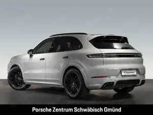 Porsche Cayenne GTS HA-Lenkung InnoDrive Head-Up BOSE Bild 3