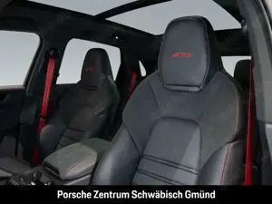 Porsche Cayenne GTS HA-Lenkung InnoDrive Head-Up BOSE Bild 5
