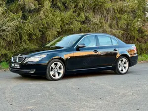 BMW 523 523i+2.HAND+HEADUP+S-HZG+BI-XENON+M-LENKRAD+