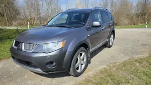 Mitsubishi Outlander 2.2 DI-D 4WD Bild 2