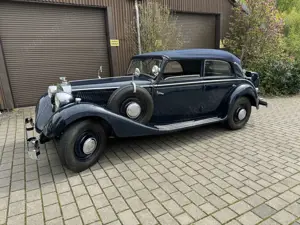 Oldtimer Horch 830BL Sedan Cabriolet Bild 2