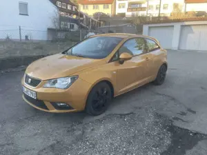 SEAT Ibiza SC 1.4 16V Reference Bild 2